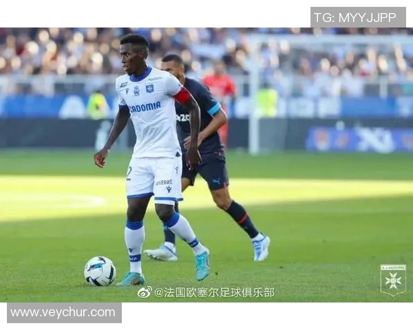 30岁隆吉耶关键进球助力雷恩四连胜紧追法甲前两名